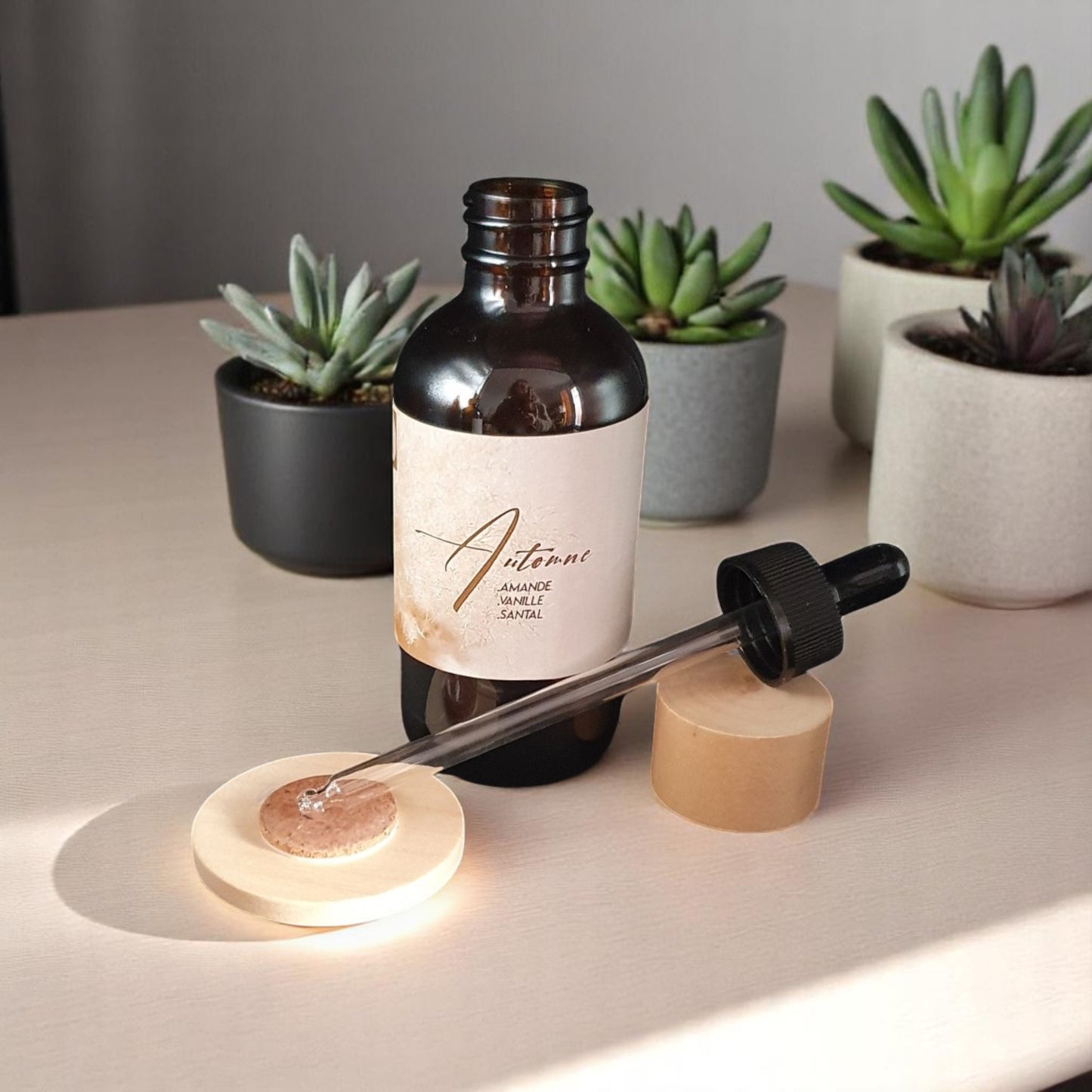 flacon compte goutte de parfum d'ambiance automne