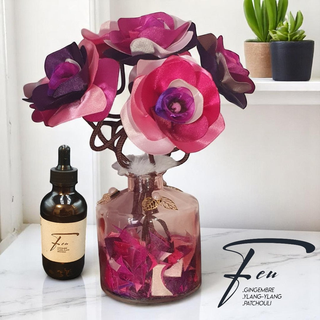  Vase décoratif YON avec fleurs en satin et spray de parfum artisanal