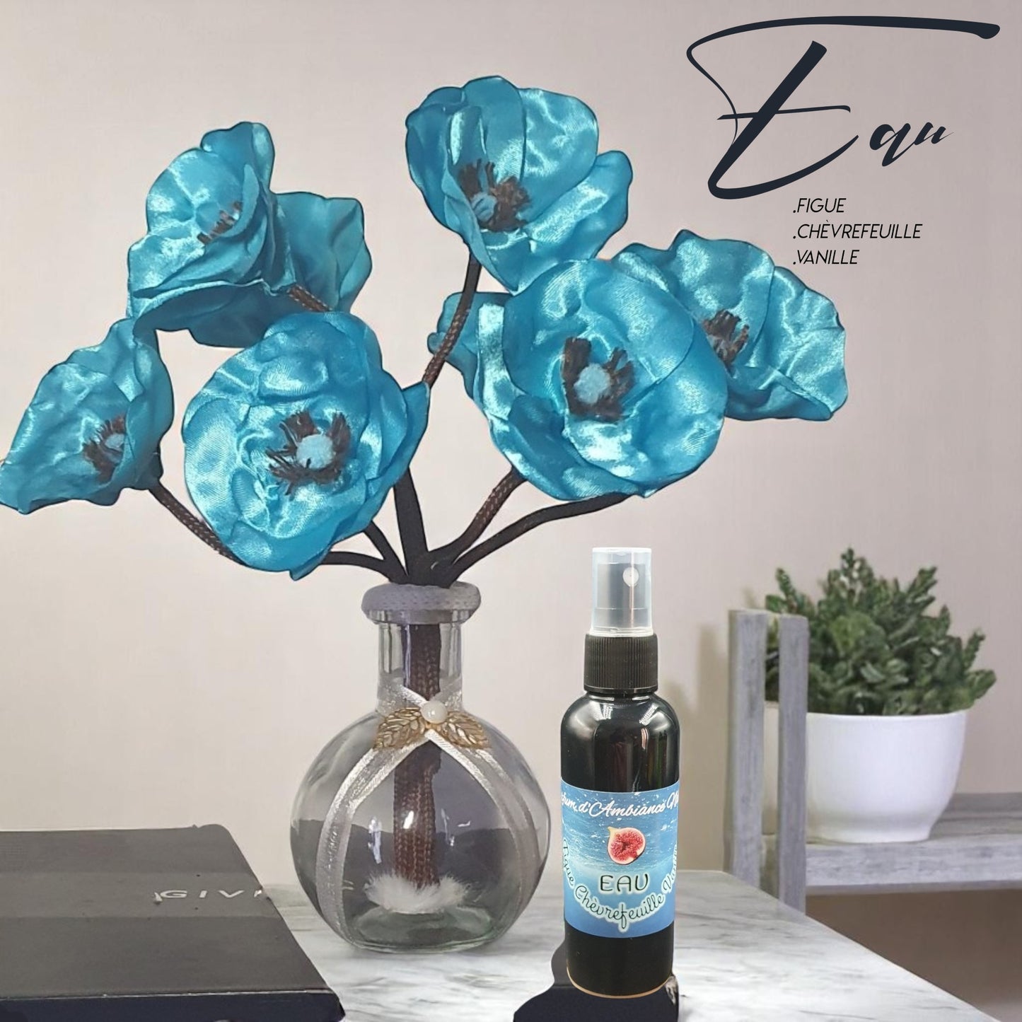 décoration artisanal NI avec fleur en satin bleuet parfum d'ambiance eau