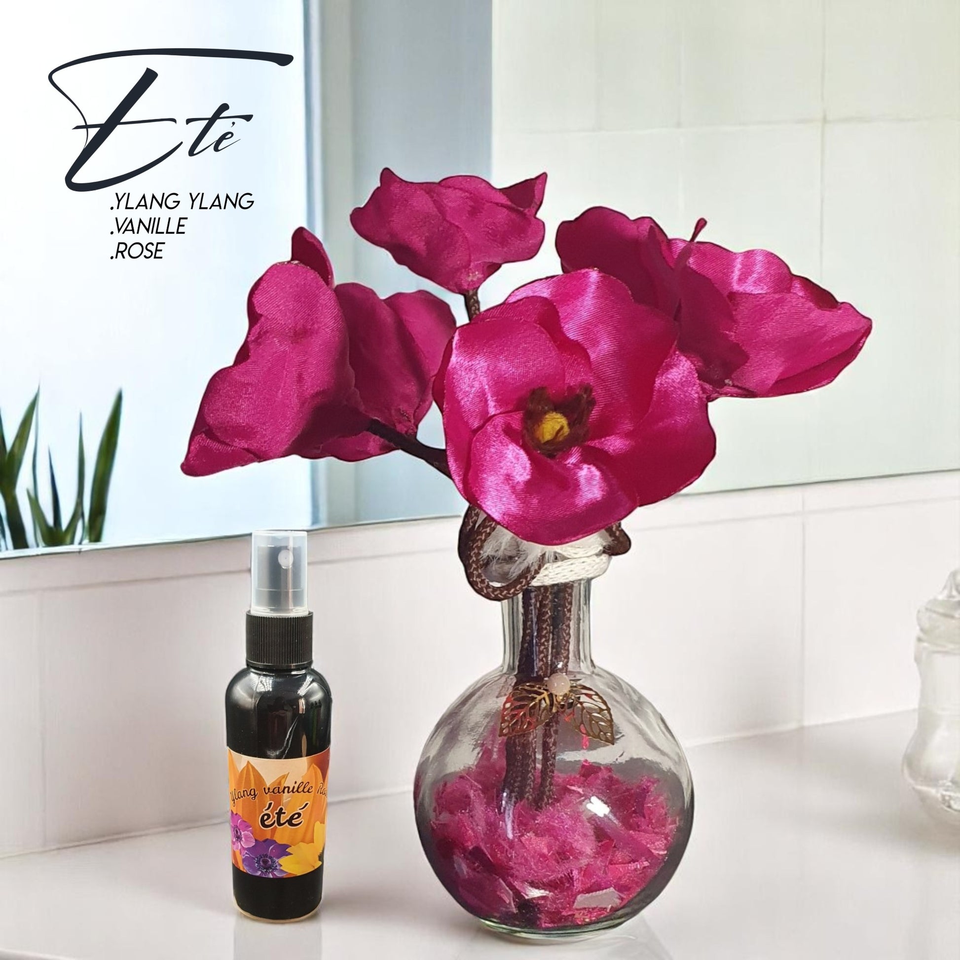  décoration artisanal NI avec fleur en satin rose avec son parfum d'ambiance été