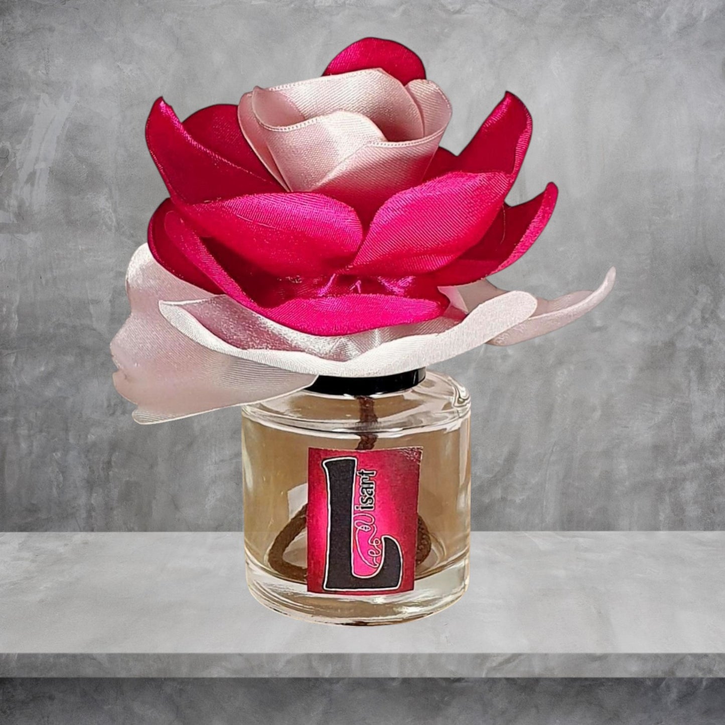 1.  Diffuseur KYU rose avec parfum d'ambiance naturel | Lisa Art