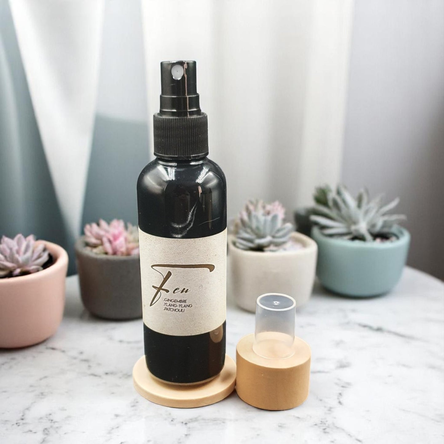flacon spray de parfum d'ambiance feu